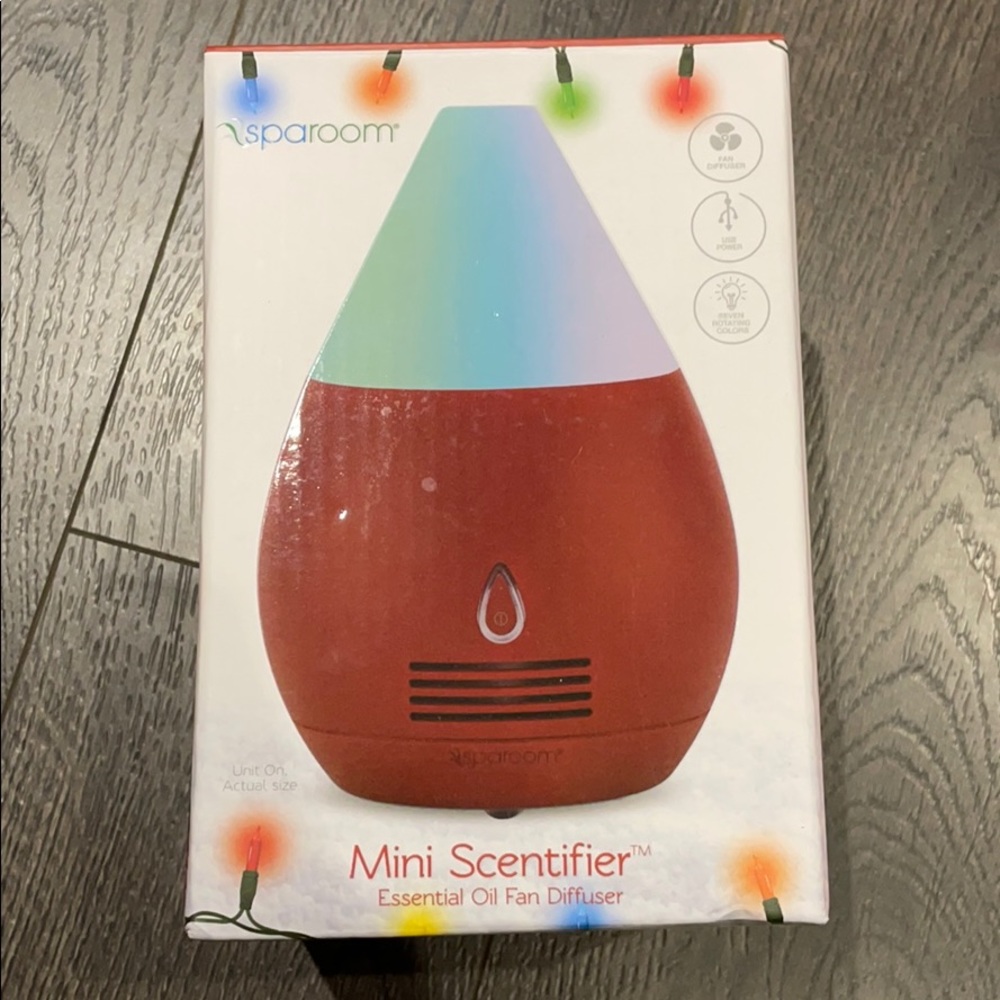Mini essential oil fan diffuser